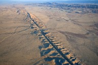 The San Andreas and Cascadia Earthquake Faults May Be Linked