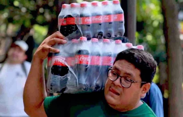 Coca-Cola reducirá 30% de calorías en sus bebidas
