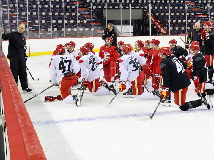 With extension, coach Ryan Huska takes centre stage in Flames rebuild