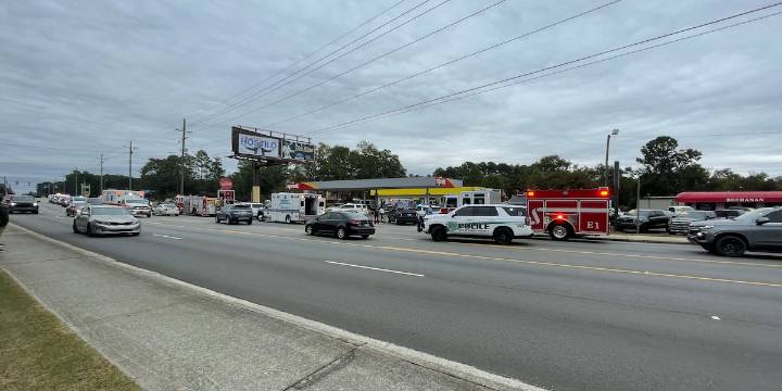 Big police presence on Edgefield Road in North Augusta
