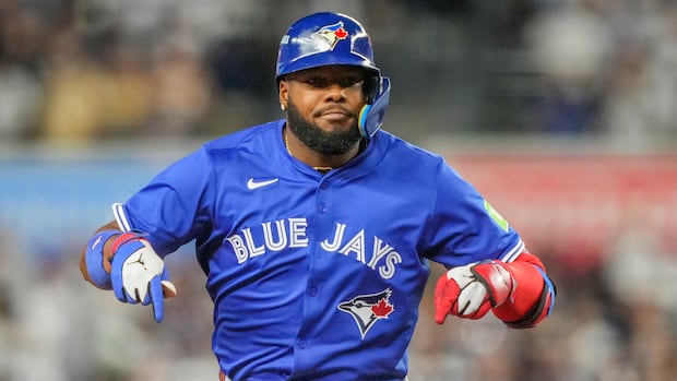 Vladimir Guerrero Jr. parks a 2-run homer to give Blue Jays early lead