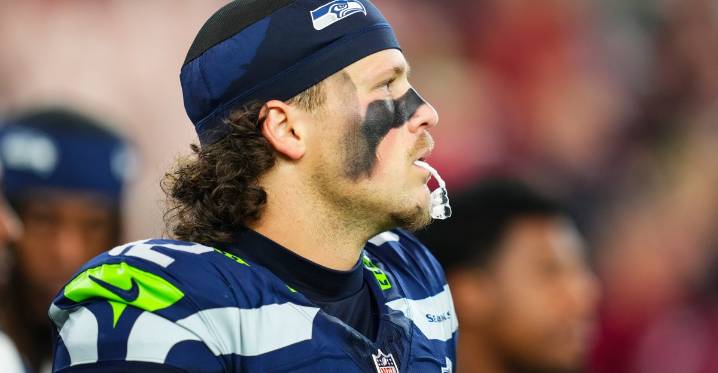 Pre-Snap Reads 10/18: Drake Thomas earning snaps for Seahawks