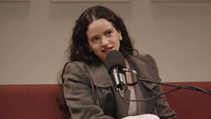 Rosalía cantó en 13 idiomas en su nuevo disco "Lux": Aprendió con Google Translate