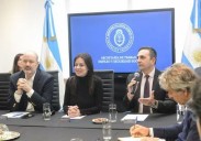 La reforma laboral de Milei: ampliar la jornada, indemnizaciones en cuotas y paritarias por productividad
