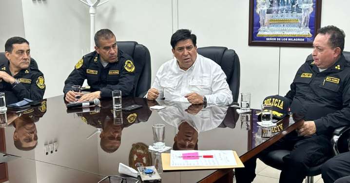 Vicente Tiburcio en reunión con altos mandos de la PNP: "No quiero informes, quiero resultados"
