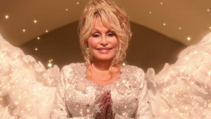Dolly Parton breaks silence on health after sister calls for prayers