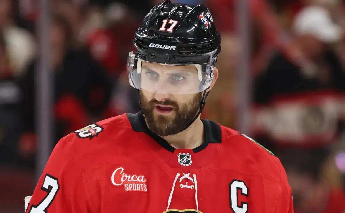 Nick Foligno takes leave of absence: What happened to the Blackhawks captain?