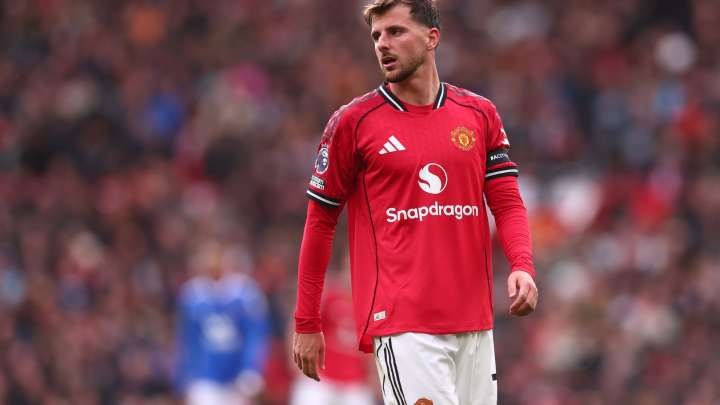 Manchester United's leaked plans for 2026/27 home kit inspired by iconic designs from 1970s