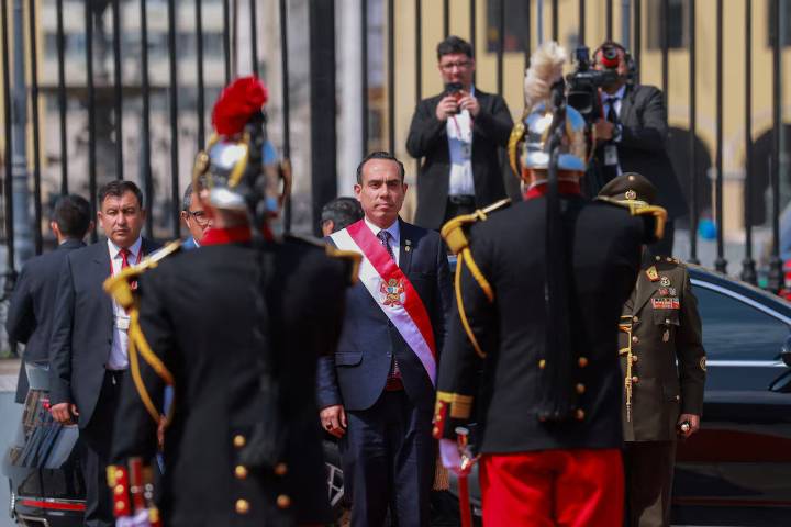 Peru: Jeri Scrambles To Form Cabinet After Sudden Presidential Shift
