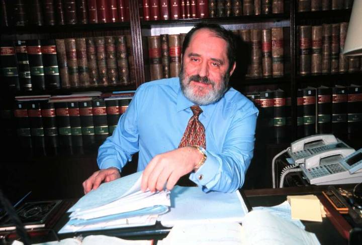 Adiós a Emilio Rodríguez Menéndez: Fallece a los 75 años el mediático abogado