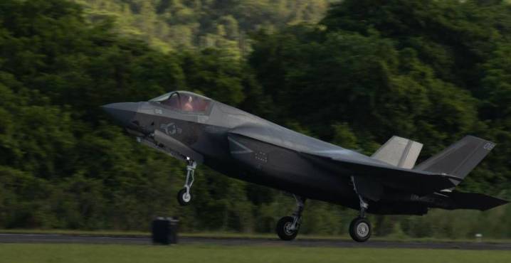 Este caza de 1,7 billones de dólares era un supuesto fracaso de Estados Unidos, hoy suma 5.000 horas de vuelo sin incidentes