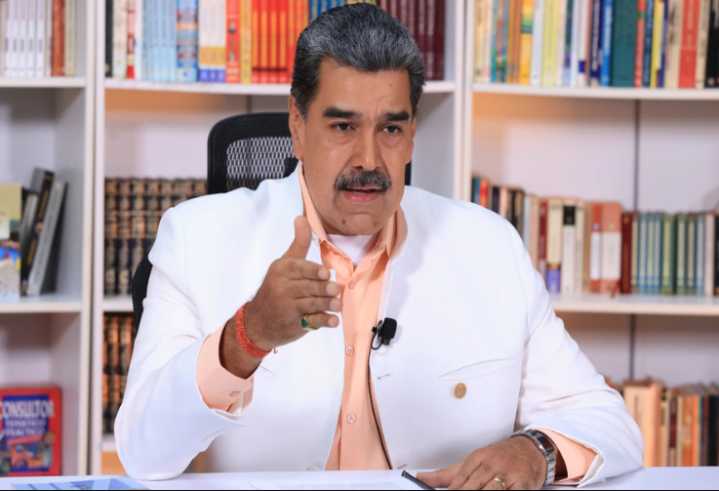 Maduro quita derechos con ‘decreto de guerra’