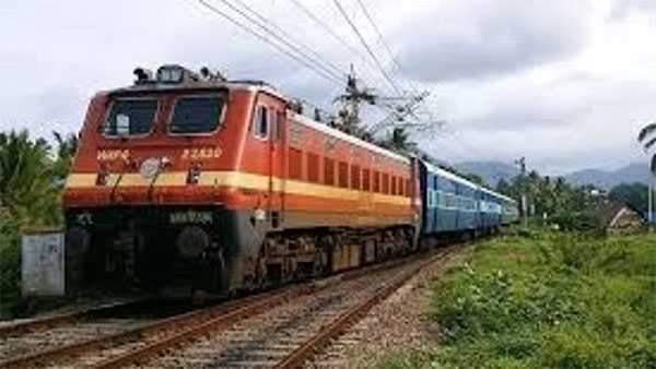 Railways to run 8,000 more special trains to tackle festive rush