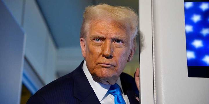 Here are the 4 Republicans who betrayed Trump AGAIN, joining Democrats to undermine the MAGA agenda