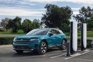 Honda and Acura EVs Can Now Use Tesla Superchargers in Canada