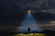 New York State Resident Reports Strange "Orb Moving In a Zigzag"