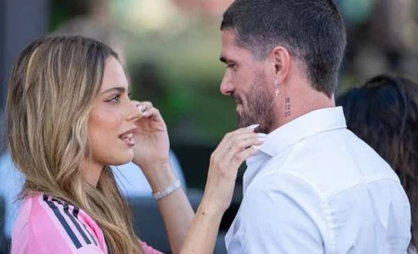 Ya no se ocultan más: Tini Stoessel y Rodrigo de Paul expresaron su amor en redes sociales