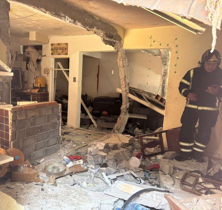 Explosión de gas hiere a dos personas en una vivienda de Coyoacán