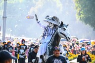 Cómo sobreviven las catrinas y los altares de muertos a Halloween y TikTok sin perder su identidad