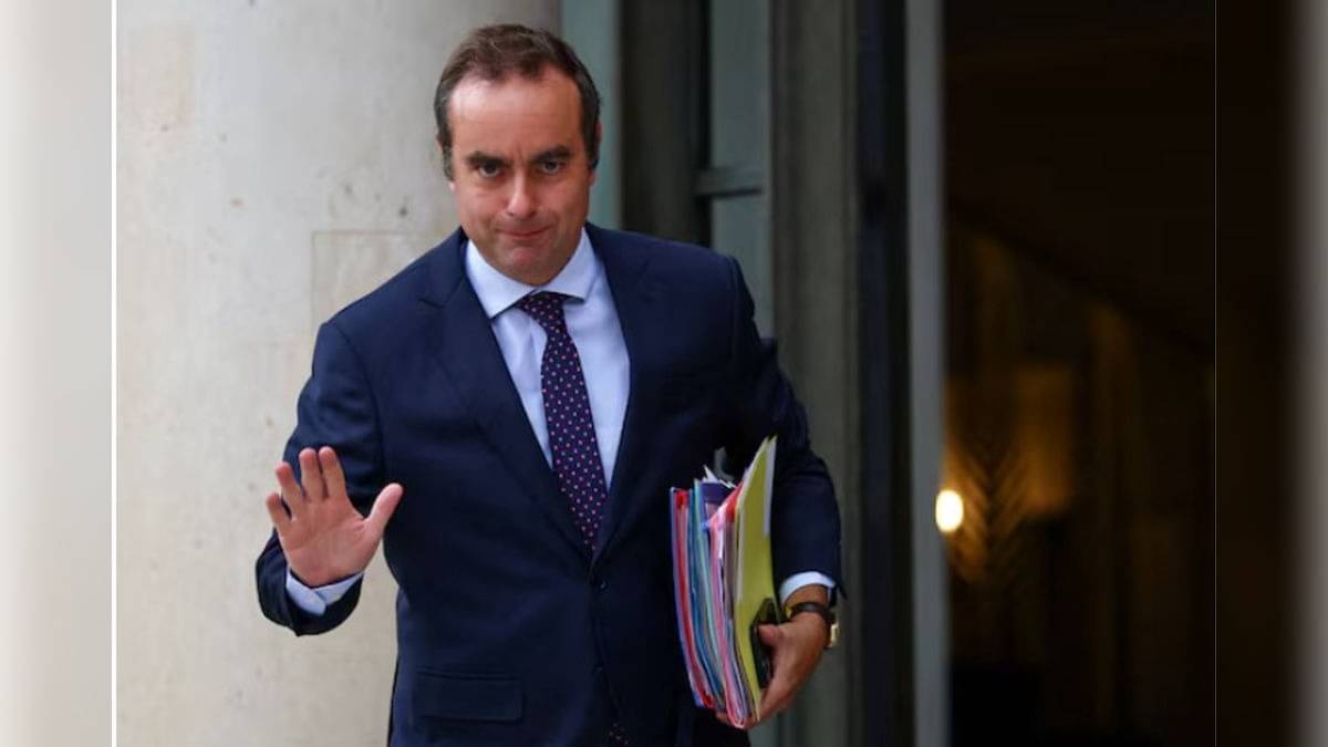 French PM Sebastien Lecornu Resigns Hours After Cabinet Unveiled World News
