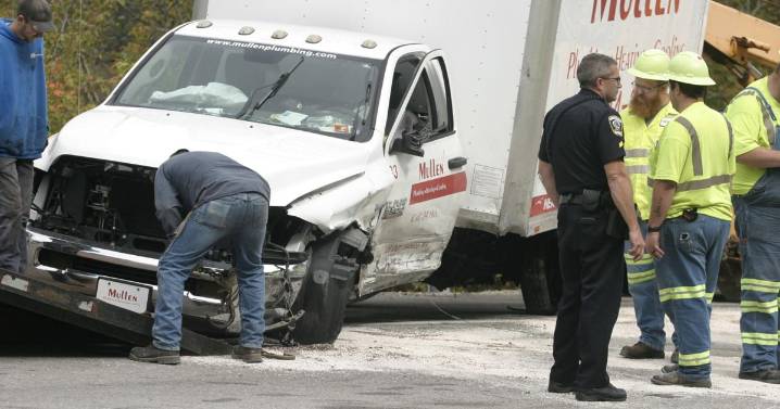 Corridor G reopened after 2-vehicle fatal crash in South Charleston