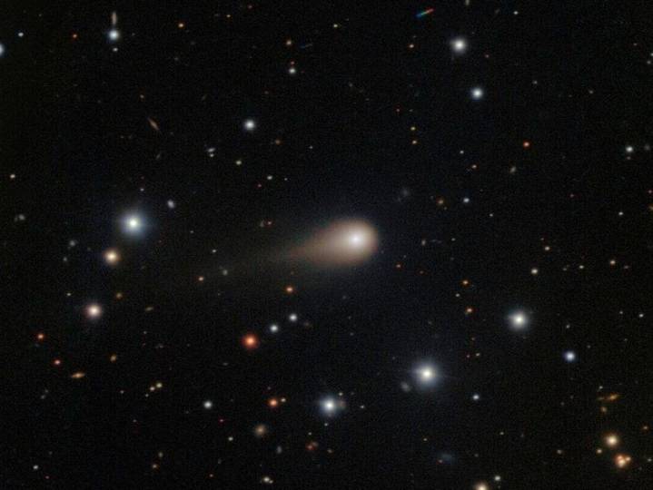 Interstellar comet swinging past Mars as fleet of spacecraft looks on