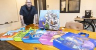 Walmart lanza bolsas reutilizables diseñadas por artista boricua