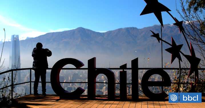 Banco Mundial mejora a 2,6% la proyección de crecimiento para Chile y alerta entorno "desafiante"