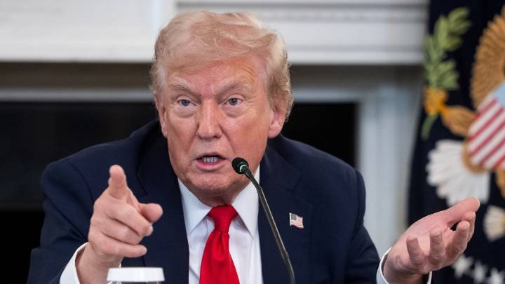 Live updates: Government shutdown enters Day 9; ‘first phase' of Gaza deal signed