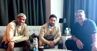 Chiqui Tapia posó con Lionel Messi y Rodrigo De Paul en la previa de un nuevo amistoso: «Tridente con aura»
