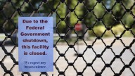 Effort to pay at least some federal workers fails in Senate