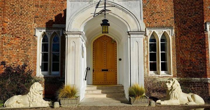 Wrigleyville historic home enters market at over $1 million