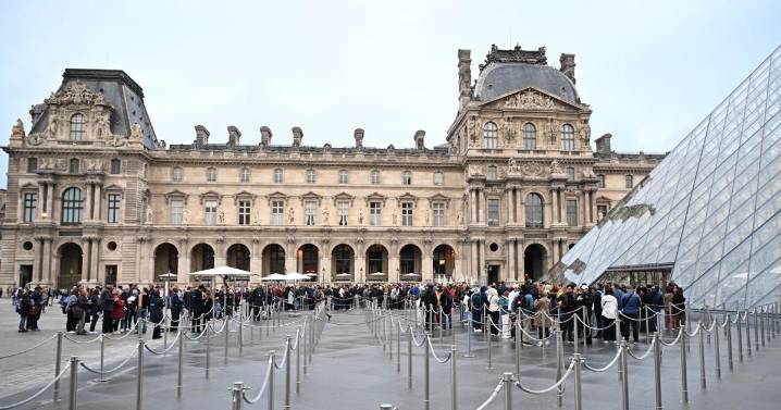 French culture minister says Louvre security worked during jewel heist