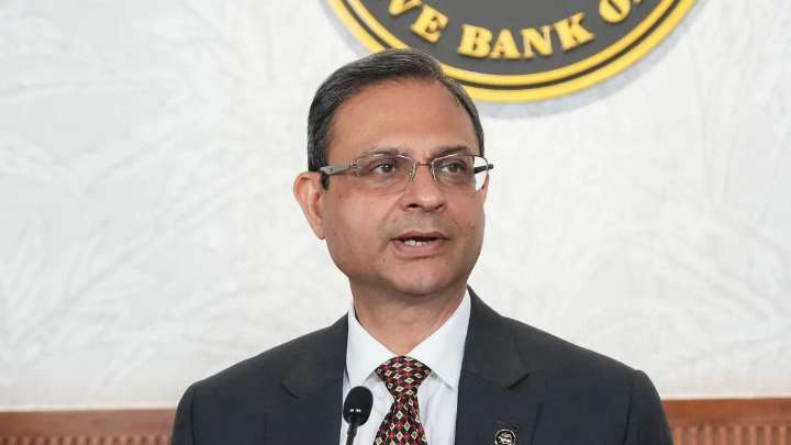 RBI keeps interest rates unchanged  amid uncertainty over Trump’s tariffs