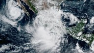 México avisa de la formación de la tormenta Raymond frente a costas del estado de Guerrero