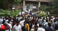 JNU clash: 28 student union members detained, 6 cops hurt during protest against ABVP