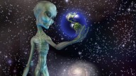 American scientist warns alien attack could be imminent due to Manhattan