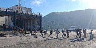 Semar rescata a 28 jóvenes chiapanecos en La Paz; uno de ellos es mayor de edad