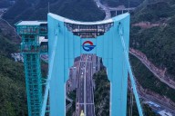 World's Tallest Bridge in China Opens Glass Cafe 2,600 Feet in the Air