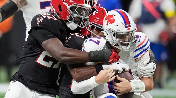 Grounded: Bills stumble into their bye week, fall to Falcons