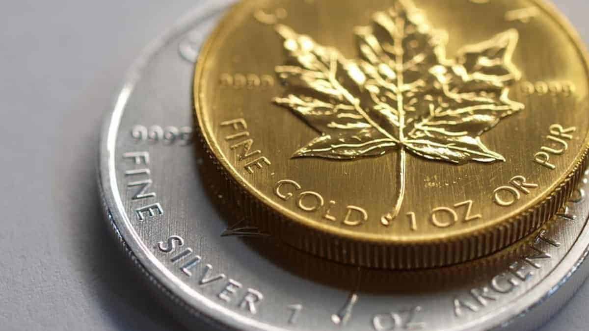Gold, silver rates hit record highs in Hyderabad as global rally intensifies