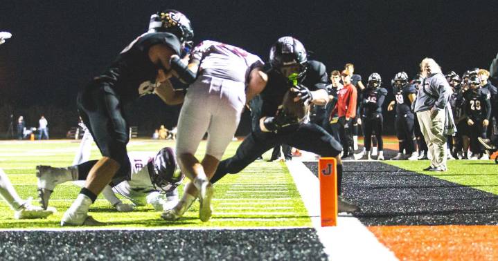 JC completes perfect regular season after defeating SVW