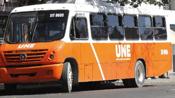 Menor agrede a chofer y daña camión en Hermosillo