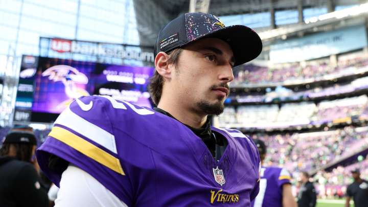 Could Max Brosmer get the start for the Vikings on Thursday night?