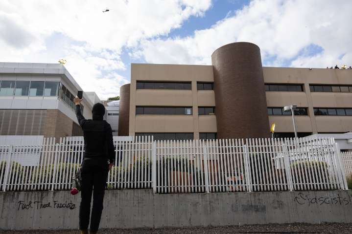 Judge issues new broader order barring any National Guard from relocating to Oregon