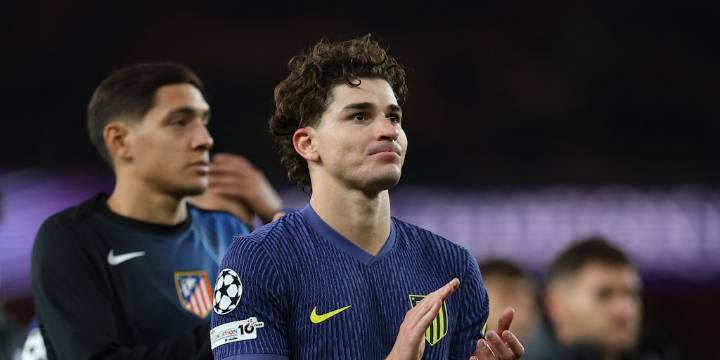 La terminante frase del representante de Julián Álvarez ante los rumores de su salida al Barcelona