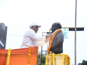 On 150th birth anniversary of Sardar Vallabhbhai Patel, Ahmedabad Municipal Corporation organises a 'Unity March' [ FULL VIEW ]