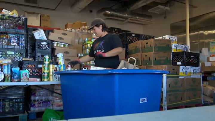 Food banks prep as 400K San Diego CalFresh recipients set to lose food assistance
