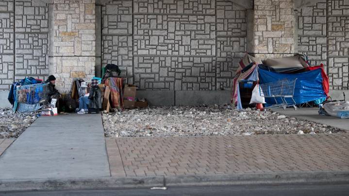 Austin doubles homelessness beds, speeds up housing placement