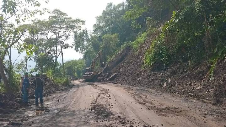 Lluvias en Hidalgo: 10 comunidades continúan sin acceso terrestre ni aéreo